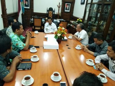 seribu-lebih-kasus-pemkab-batang-diminta-serius-tangani-kasus-hiv