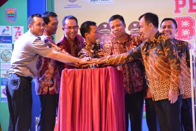 e-perpus-batang-cara-baru-menikmati-dunia-baca