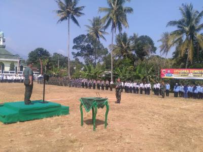 dandim-0736-batang-pimpin-upacara-penutupan-tmmd-sengkuyung-tahap-ii-ta-2018