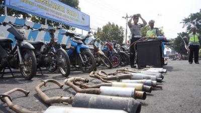 hasil-razia-selama-30-hari-polres-batang-sita-113-sepeda-motor