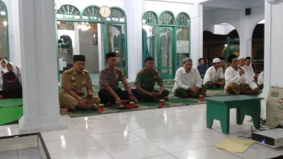 warga-warungasem-gelar-istighosah-untuk-doakan-jamaah-haji