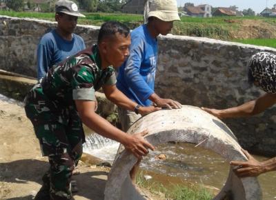 pembuatan-jalan-tani-permudah-akses-perekonomian