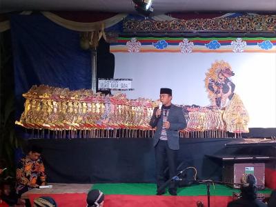 wayangan-semalaman-sebagai-tontonan-dan-tuntunan