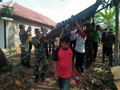 renovasi-gubuk-warga-tak-mampu-pada-program-rtlh