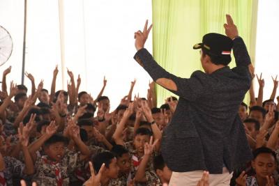 gencarkan-sosialisasi-bahaya-narkoba-bupati-batang-terjun-ke-sekolah