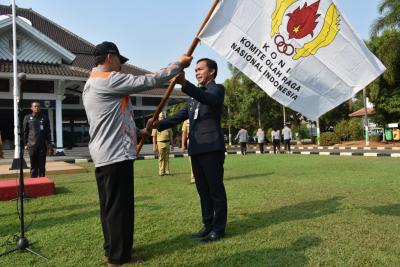 bupati-batang-lepas-181-kontingen-porprov-ke-surakarta