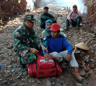tenaga-medis-terjun-ke-lokasi-tmmd