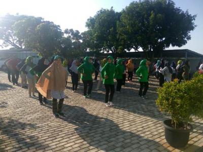 bentengi-tubuh-dengan-senam-pagi