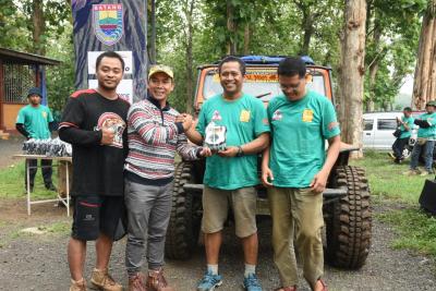 jeep-central-java-adventure-taklukan-jalur-maut-alas-roban