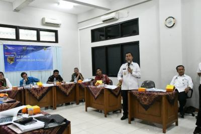 keterbukaan-informasi-publik-pemkab-batang-diuji-komisi-informasi