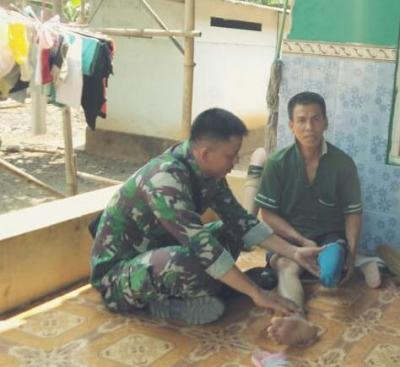 babinsa-bantu-warga-disabilitas-dapatkan-kaki-palsu