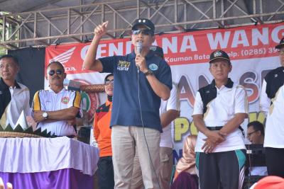 meriahkan-hari-guru-pgri-batang-gelar-jalan-sehat