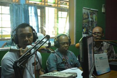 bupati-batang-gunakan-komunikada-sampaikan-program-prioritas