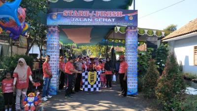 awal-tahun-2019-fark-gelar-jalan-sehat
