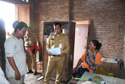 bupati-batang-tinjau-ratusan-rtlh-di-kelurahan-karangasem-utara