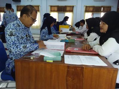 427-cpns-siapkan-berkas-untuk-dapatkan-nip