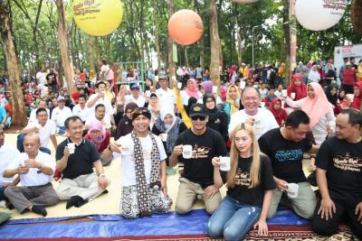 ngombe-kopi-bareng-bupati-batang-digelar