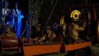 pertahankan-keaslian-tradisi-budaya-nyadran-gunung-silurah