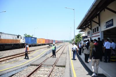 mulai-15-maret-ka-menoreh-dan-ka-kaligung-berhenti-di-stasiun-batang