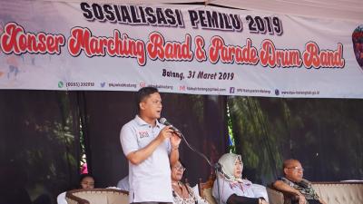 kpu-batang-sosialisasikan-pemilu-dengan-parade-drum-band