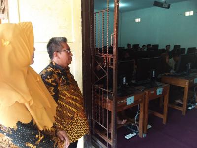 unbk-mandiri-perdana-smpn-8-batang-tak-alami-hambatan