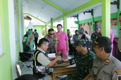 kehadiran-kapolres-dan-dandim-0736-batang-semangati-anggota-bertugas