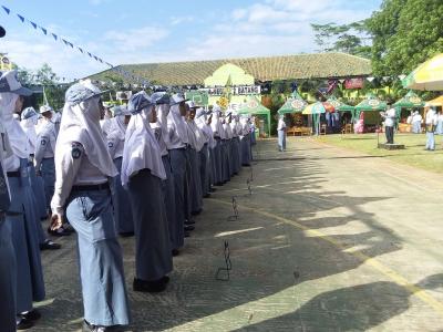 bangun-karakter-anak-melalui-insan-pendidik-berkualitas