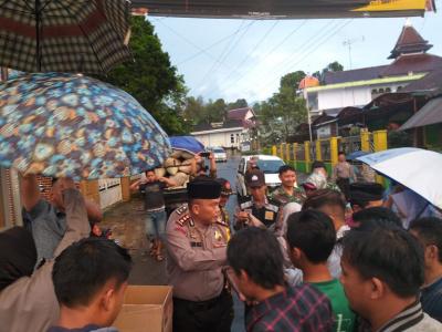 bersedekah-melalui-berbagi-takjil