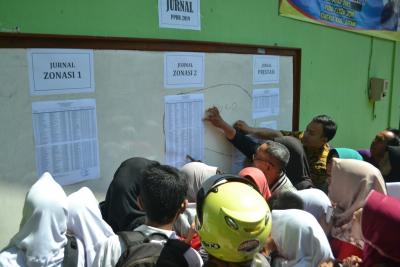 smp-negeri-4-batang-keluarkan-hasil-seleksi-jurnal-zonasi-ppdb