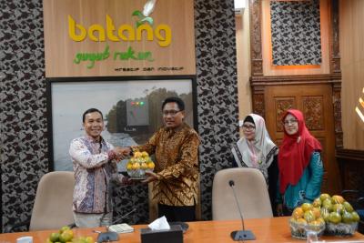 Bupati Serius Garap Batang Sebagai Republik Jeruk 