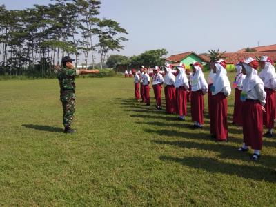 kodim-0736-batang-bentuk-kedisiplinan-siswa-baru
