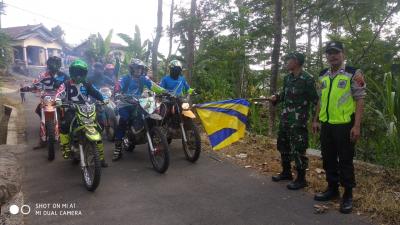 tni-dan-komunitas-trail-di-batang-gelar-trabas-dan-bakti-sosial
