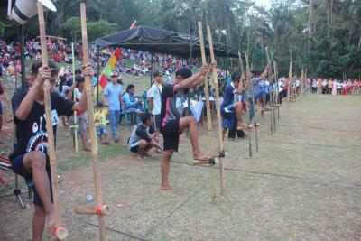 Kodim 0736/Batang Gelar Turnamen Egrang Piala Dandim Cup