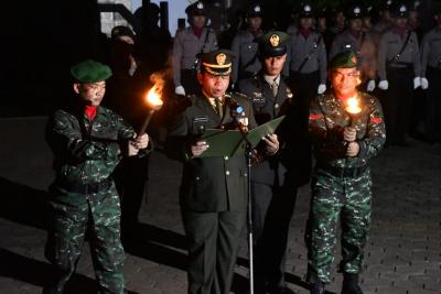 Apel Kehormatan dan Renungan Suci untuk Mengingat Pengorbanan Pahlawan
