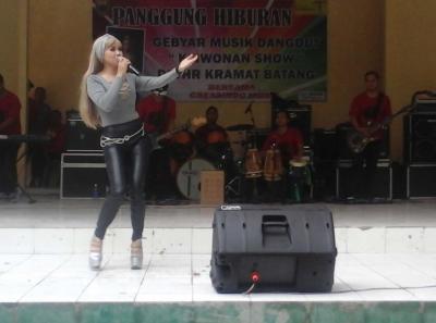 semangat-berdangdut-kliwonan-show-bangkit-kembali-di-thr-kramat